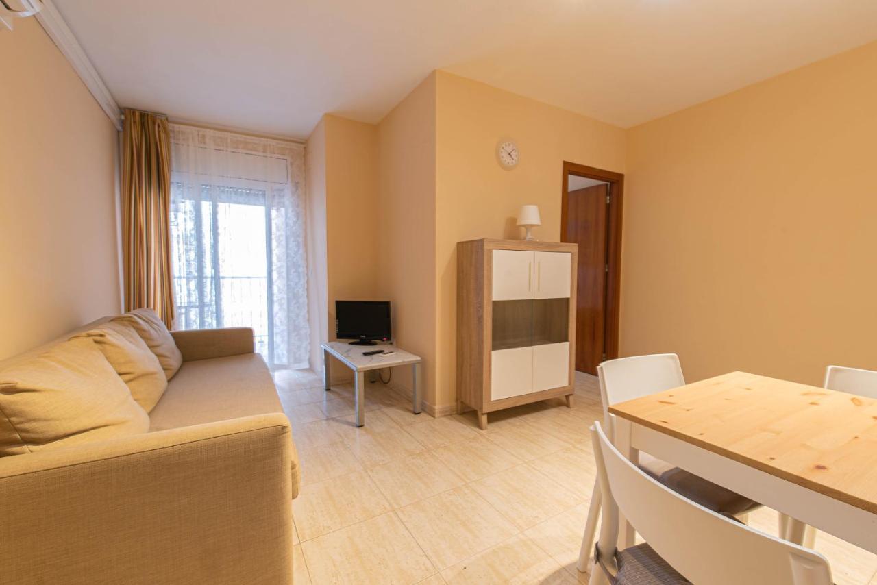 Apartaments Costamar Калафель Екстер'єр фото