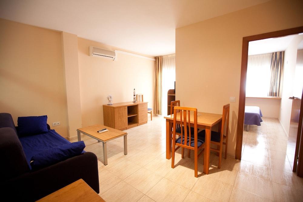 Apartaments Costamar Калафель Екстер'єр фото