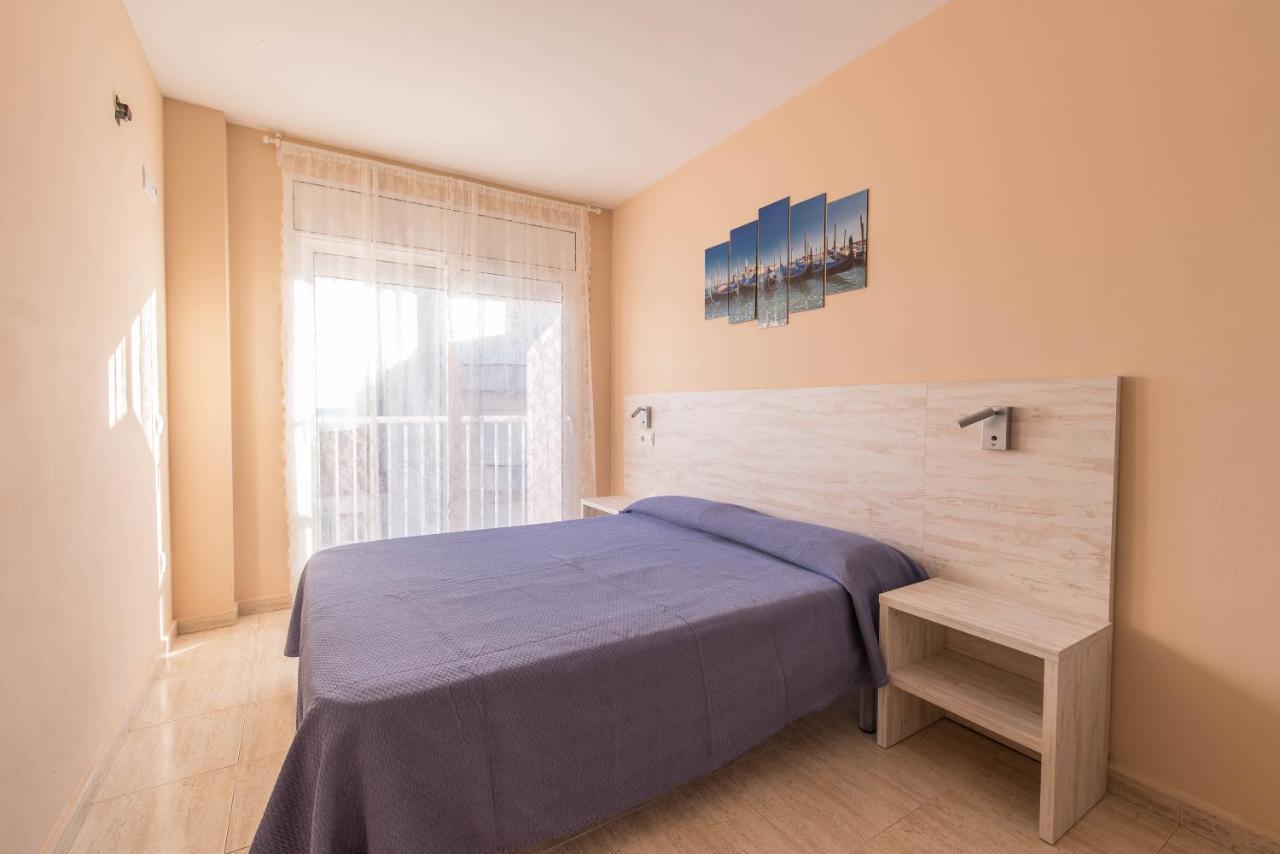 Apartaments Costamar Калафель Екстер'єр фото